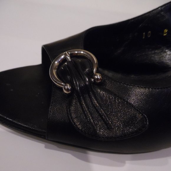 Salvatore Ferragamo Black Leather Kitten Heels Buckle Gancini Sandals Shoes - Picture 10 of 15